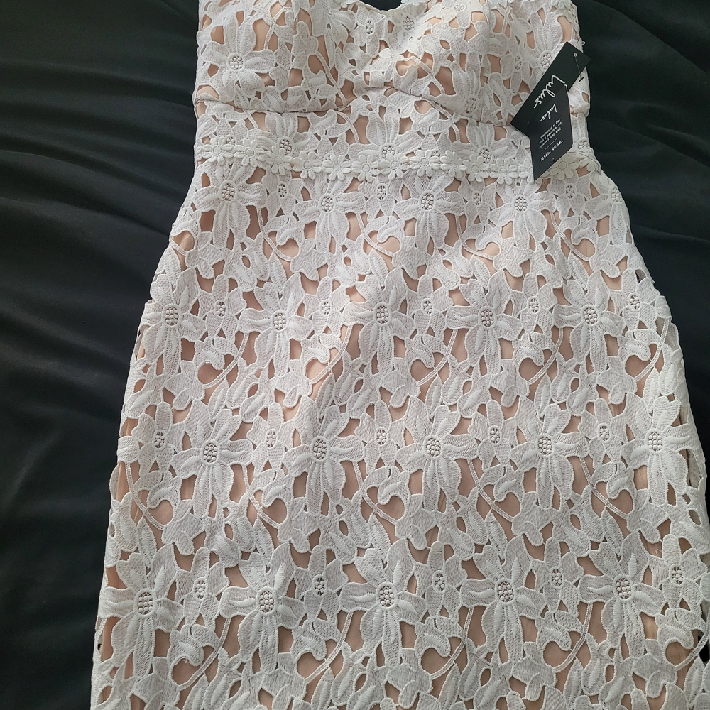 Lulu's White Floral Lace Strapless Cocktail Dress